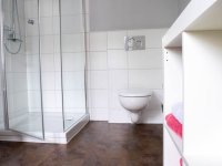 Ferienwohung-scheidegg-badezimmer klein