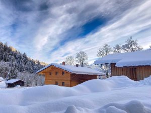 FW Hirschsprung Hausansicht Winter