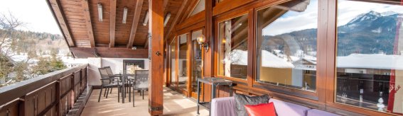 Großer Südbalkon mit  Lounge