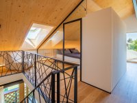 Lichtdurchflutete obere Etage