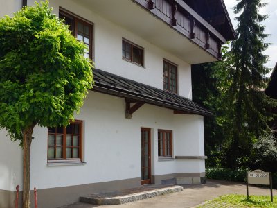 Haus Sommer ohne Schild