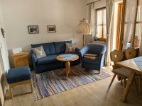 Wohnzimmer mit Esstisch