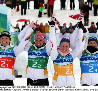 Vankouver 2010 - Staffel-Silber (c) Sammy Minkoff