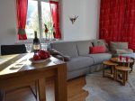 Wohnzimmer mit Südbalkon