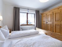10Ferienwohnung 2 Oberstdorf Schlafzimmer