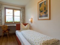 12Ferienwohnung66 Oberstdorf kl.Schlafzimmer