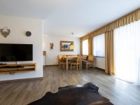 4Wohnung162Wohnzimmer