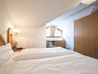 12 Ferienwohnung 804 Oberstdorf Schlafzimmer