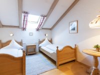 19Wohnung 75 Oberstdorf Schlafzimmer