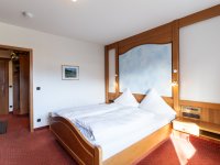 10 Ferienwohnung 45 Oberstdorf Schalfzimmer