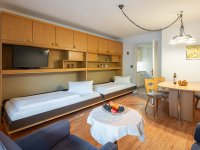 250505 Blattner 190-124 Triska-0180-HDR-websize