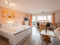 250505 Blattner 191-206 Triska-0245-HDR-websize