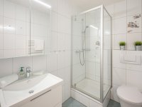 251208 Blattner 16-0011-HDR-websize