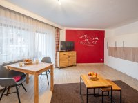251208 Blattner 16-0029-HDR-websize