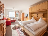 251208 Blattner 121-0491-HDR-websize