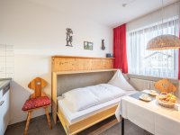 251208 Blattner 121-0533-HDR-websize