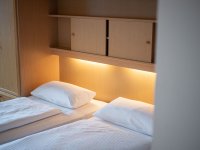 251208 Blattner 185-0695-websize