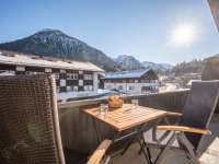 251202 Blattner 199-1118-websize