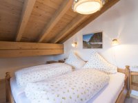 10Ferienwohnung23 Oberstdorf Schlafzimmer