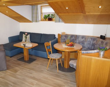 Fewo 10 Esstisch Stube