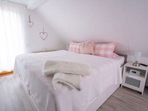 Schlafzimmer2