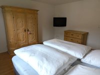 Schlafzimmer 2 69