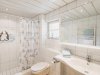 Tageslicht Badezimmer in der Wohnung Alpenrose | Ferienwohnung Lingg Oberstdorf