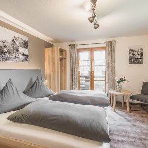 Schlafzimmer in der Wohnung Mehlprimel | Ferienwohnung Lingg Oberstdorf