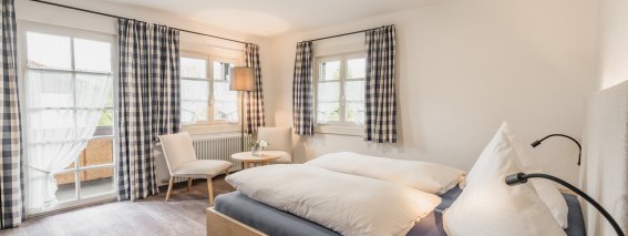 Geräumiges Schlafzimmer in der Wohnung  Silberdistel | Ferienwohnung Lingg Oberstdorf