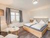 Geräumiges Schlafzimmer in der Wohnung Silberdistel | Ferienwohnung Lingg Oberstdorf