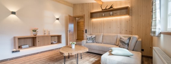Offen, hell und heimelig - das Wohnzimmer der Soldanelle | Ferienwohnung Lingg Oberstdorf