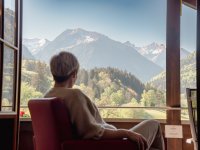 4 Blick auf die Berge aus dem Schlafzimmer
