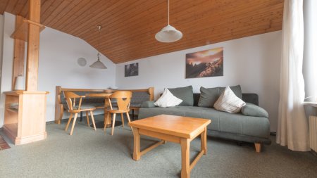 FeWo 5 Höfats - Wohn- und Essbereich