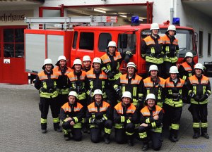 Ein Teil der Feuerwehrmannschaft Bolsterlang im September 2010. Mannschaft September 2010