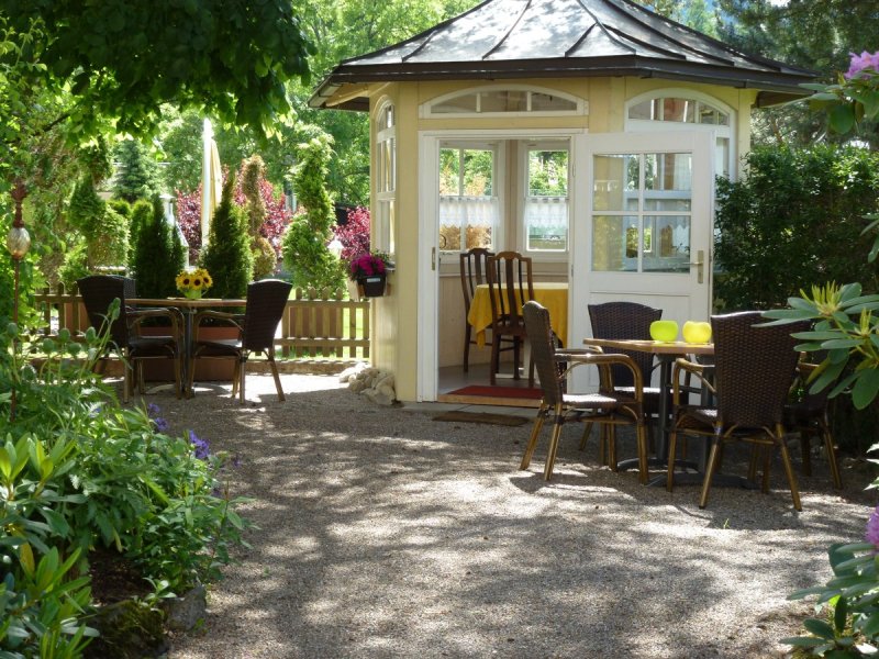 Gartenpavillon