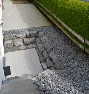 Trockensteinmauer