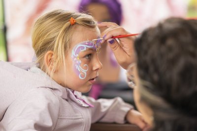Kinderschminken beim Fotogipfel