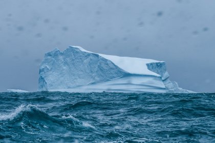 Scouresby-Sund an der Küste Ostgrönlands