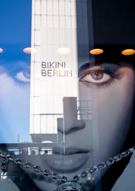 ©Arina Daehnick City West Berlin