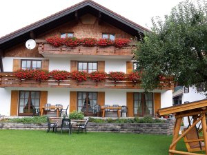 Gästehaus Socher im Sommer