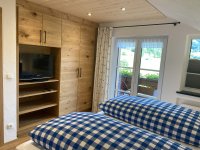 Ferienwohnung Anna Schlafen mit Zirbenholz-Bett