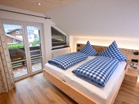 Ferienwohnung Anna Schlafen mit Zirbenholz-Bett