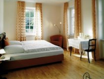 Zimmer4 cropped tilt