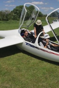 2018-05-05 23 02 49-ACRN - Flugzeugpark - Quelle - Aeroclub Rhein Nage