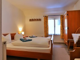 Dreibettzimmer