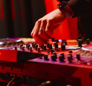 DJ auf der Abendveranstaltung (c) Privat-Brauerei Zötler, RedForest