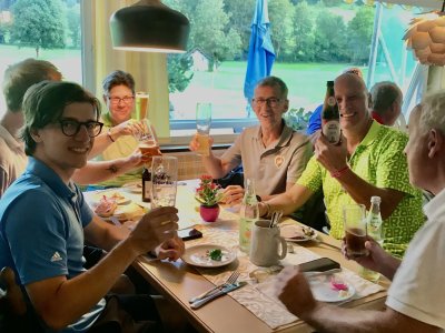 Ein Prosit auf den Sponsor