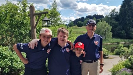Unser Team auf der Sonnenalp: Tijs Hummeling, Alexander Steffen und Felix Fischer mit Jugendwart Benedikt Schlemmer