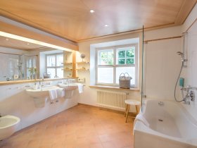 Viel Platz für Ihre Morgenroutine