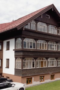 Goldbrunn Außenaufnahmen